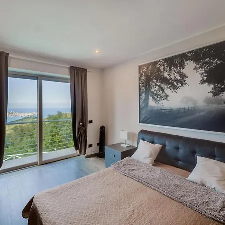 Luxury Liam With Pool And Sea View - Goelba Willa *
