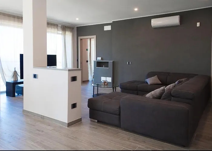 Villa Luxury Liam With Pool And Sea View - Goelba *