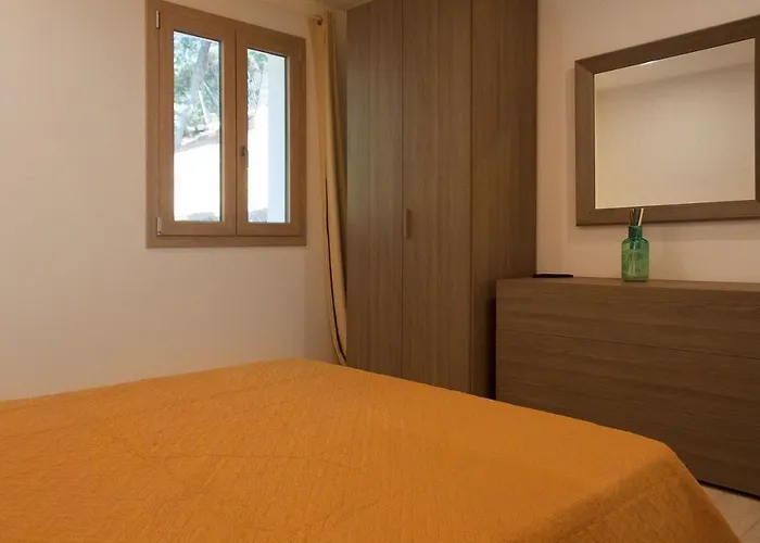 Villa Luxury Liam With Pool And Sea View - Goelba *