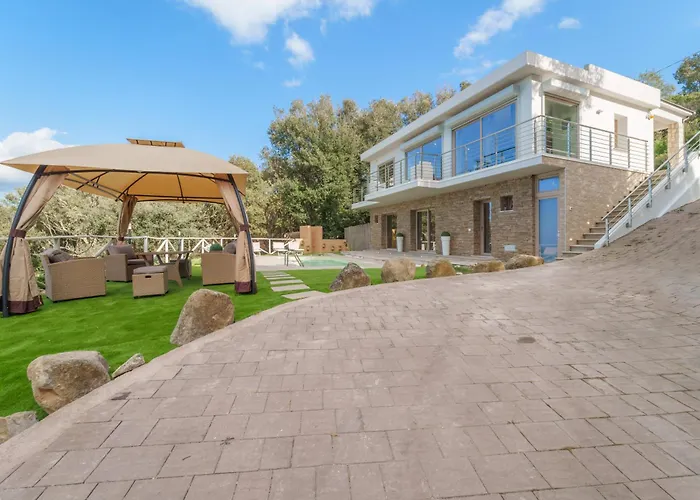 Luxury Liam With Pool And Sea View - Goelba