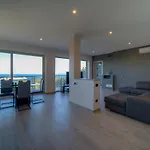Luxury Liam With Pool And Sea View - Goelba