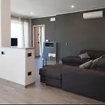 Villa Luxury Liam With Pool And Sea View - Goelba *