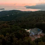 Luxury Liam With Pool And Sea View - Goelba Villa *