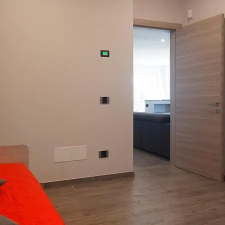 Liam Con Piscina - Goelba * 포르토페라이오