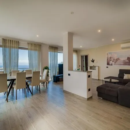 Luxury Liam With Pool And Sea View - Goelba Вилла Портоферрайо