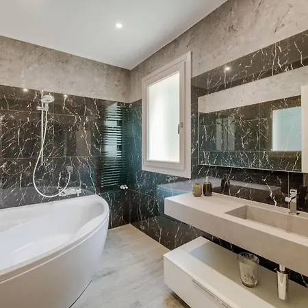 Вилла Luxury Liam With Pool And Sea View - Goelba