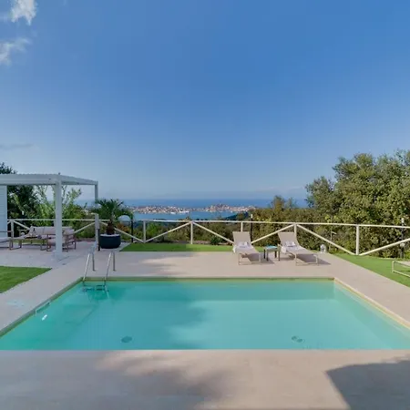 Вилла Luxury Liam With Pool And Sea View - Goelba Портоферрайо