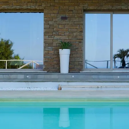 Вилла Luxury Liam With Pool And Sea View - Goelba *