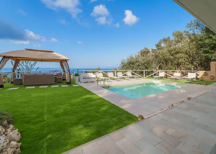 Luxury Liam With Pool And Sea View - Goelba Vila *